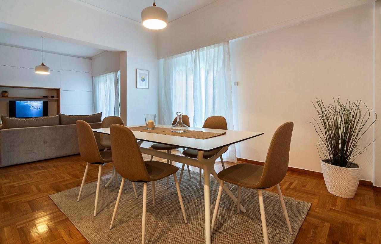 Апартаменти Elegant, Spacious & Minimalist Aptm W/Balcony Афіни Екстер'єр фото
